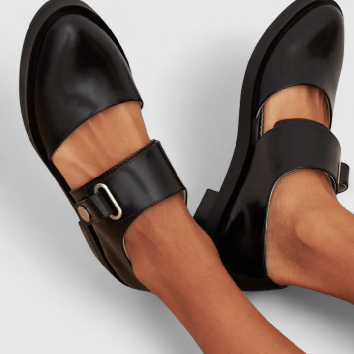 Camille™ | Graceful Orthopedic Flat