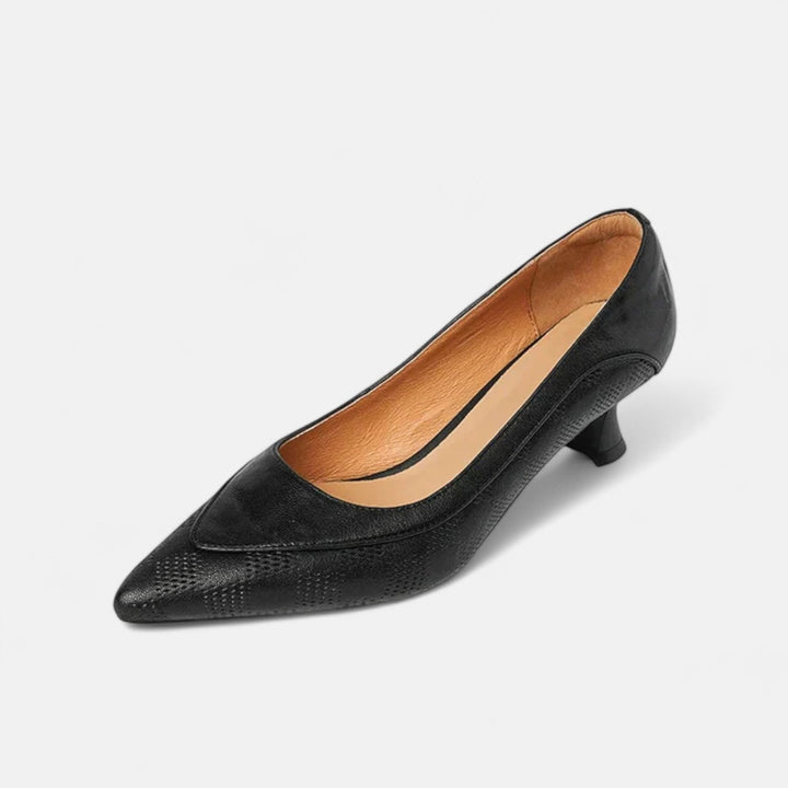 Clarisse™ | Timeless Pumps