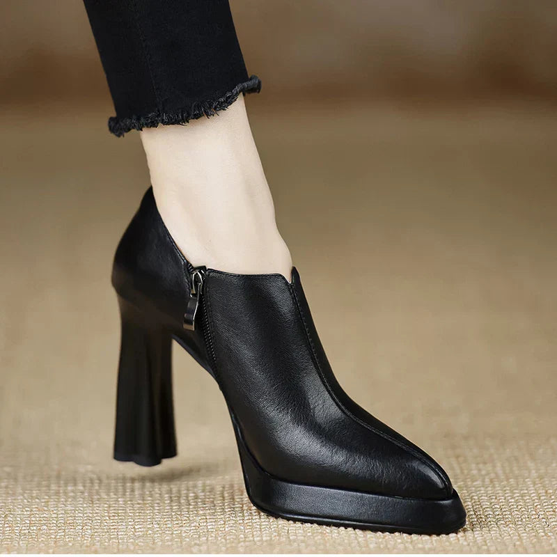 Valentina™ | Structured High Heel Pumps