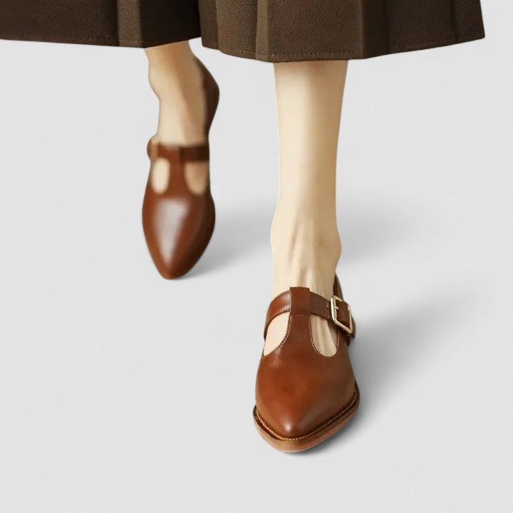Adelaide™ | Everyday Orthopedic Flat