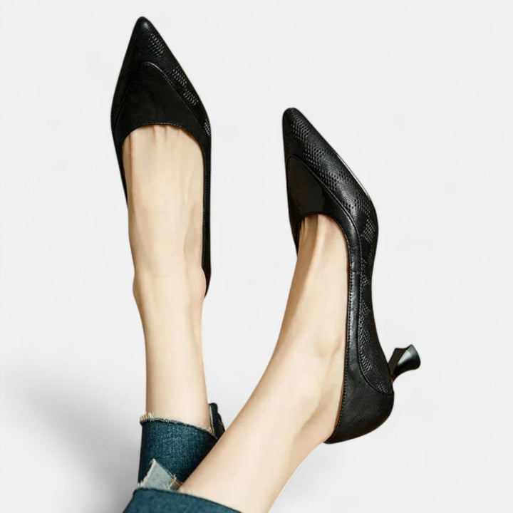 Clarisse™ | Timeless Pumps