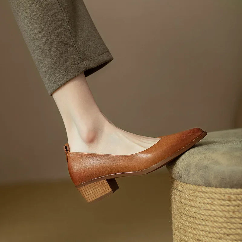 Daphne™ | Classic Block Heel Pumps
