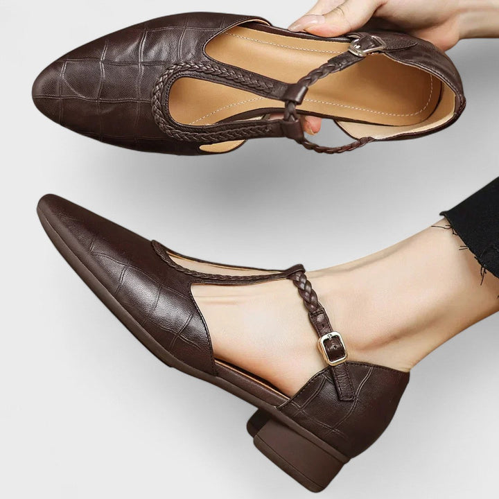 Iris™ | Sculpted Orthopedic Flat