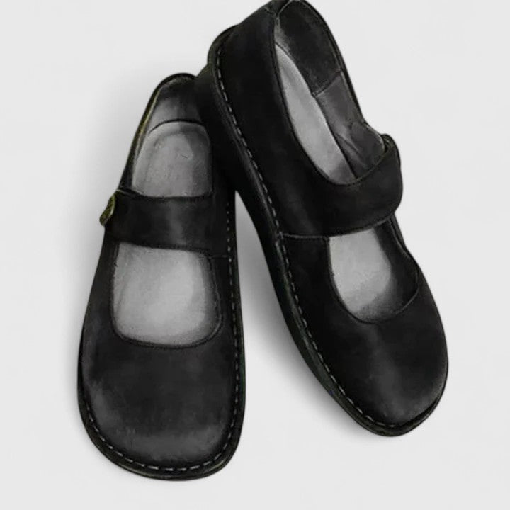 Bianca™ | Classic Orthopedic Flat